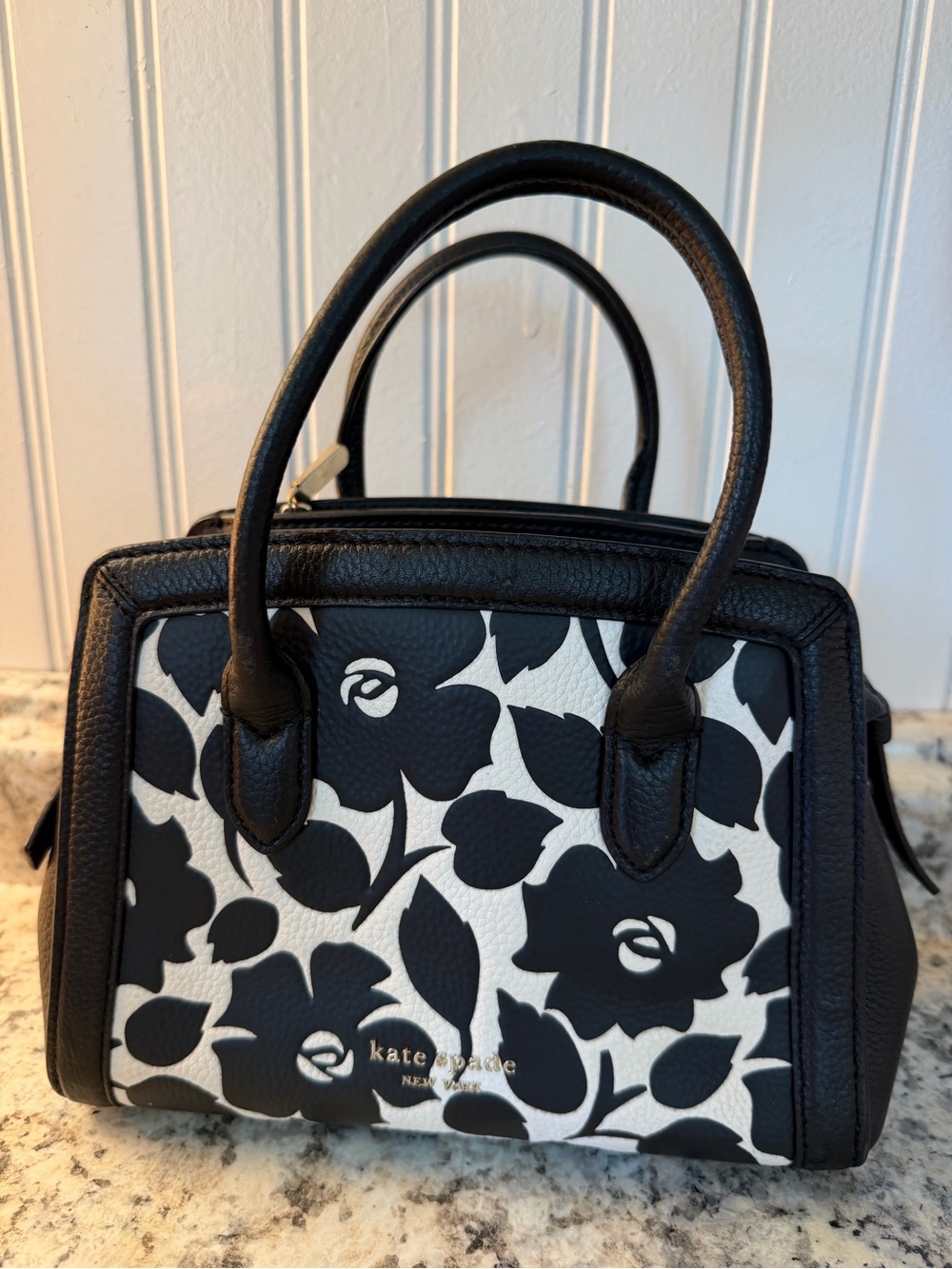 kate spade Black & White Floral Satchel Top Handles Mini Purse Wallet Classy